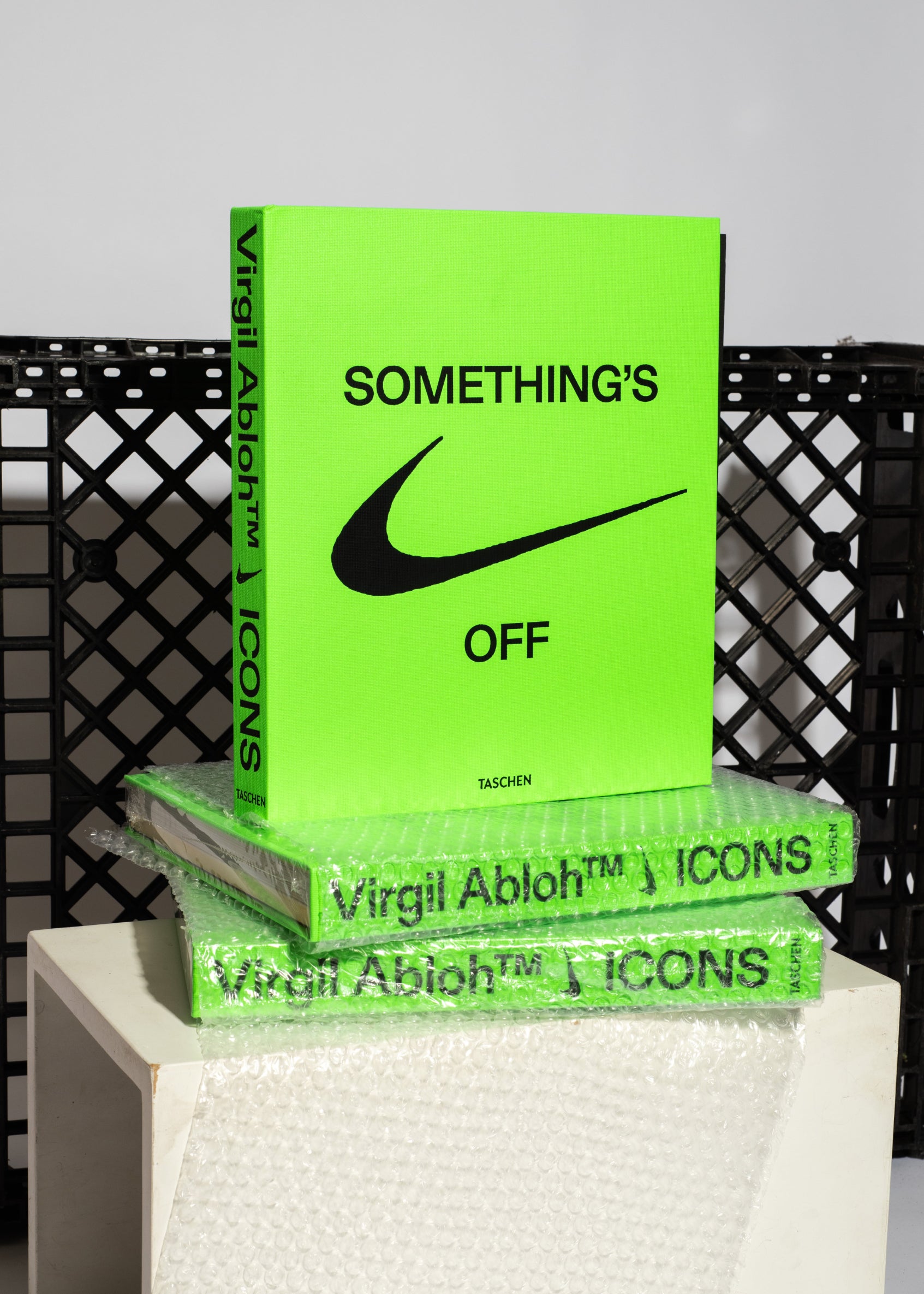 Virgil Abloh. Nike. Icons.